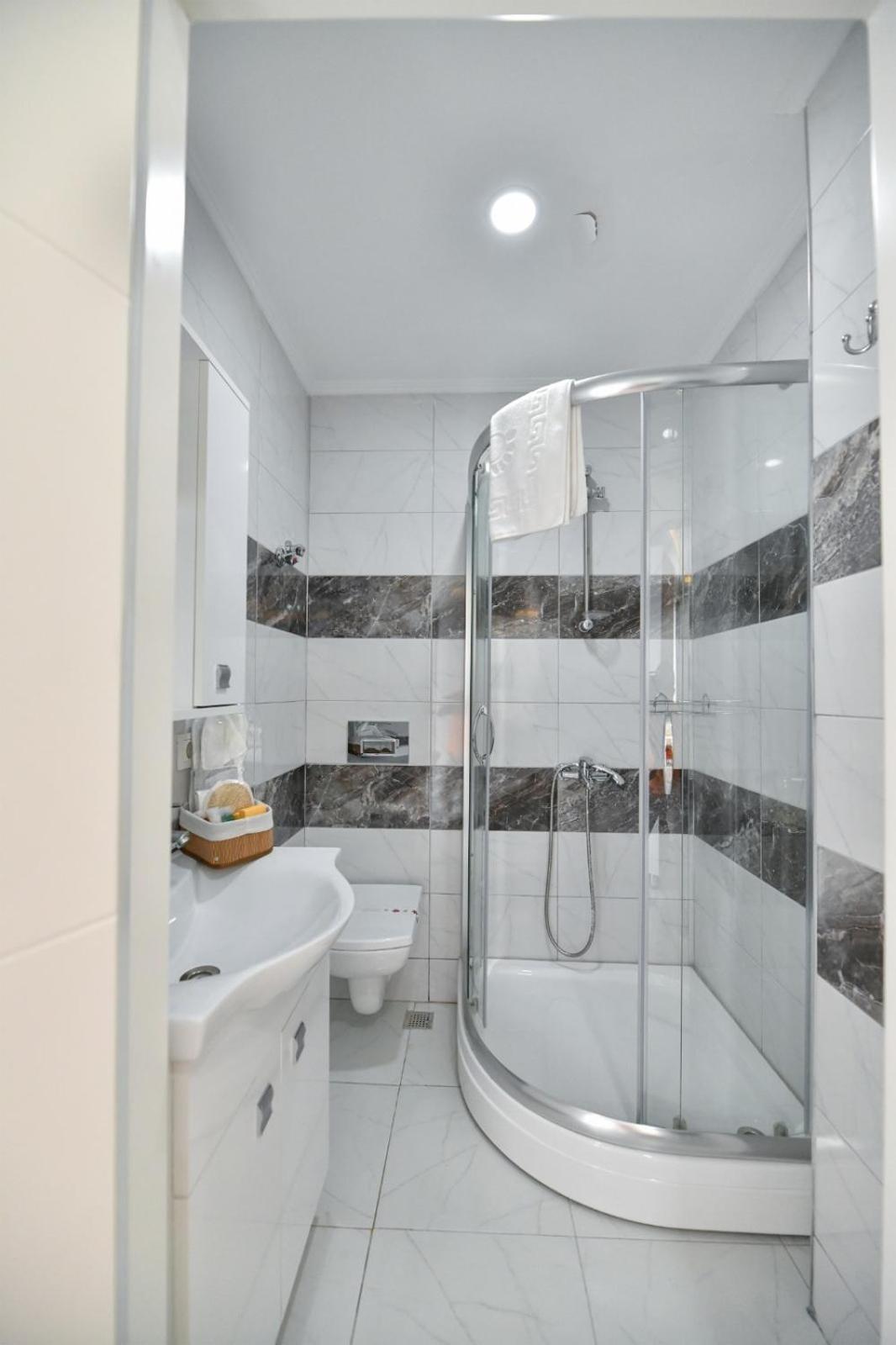 Lamira Apart Holiday&Guest House Fethiye Exterior photo